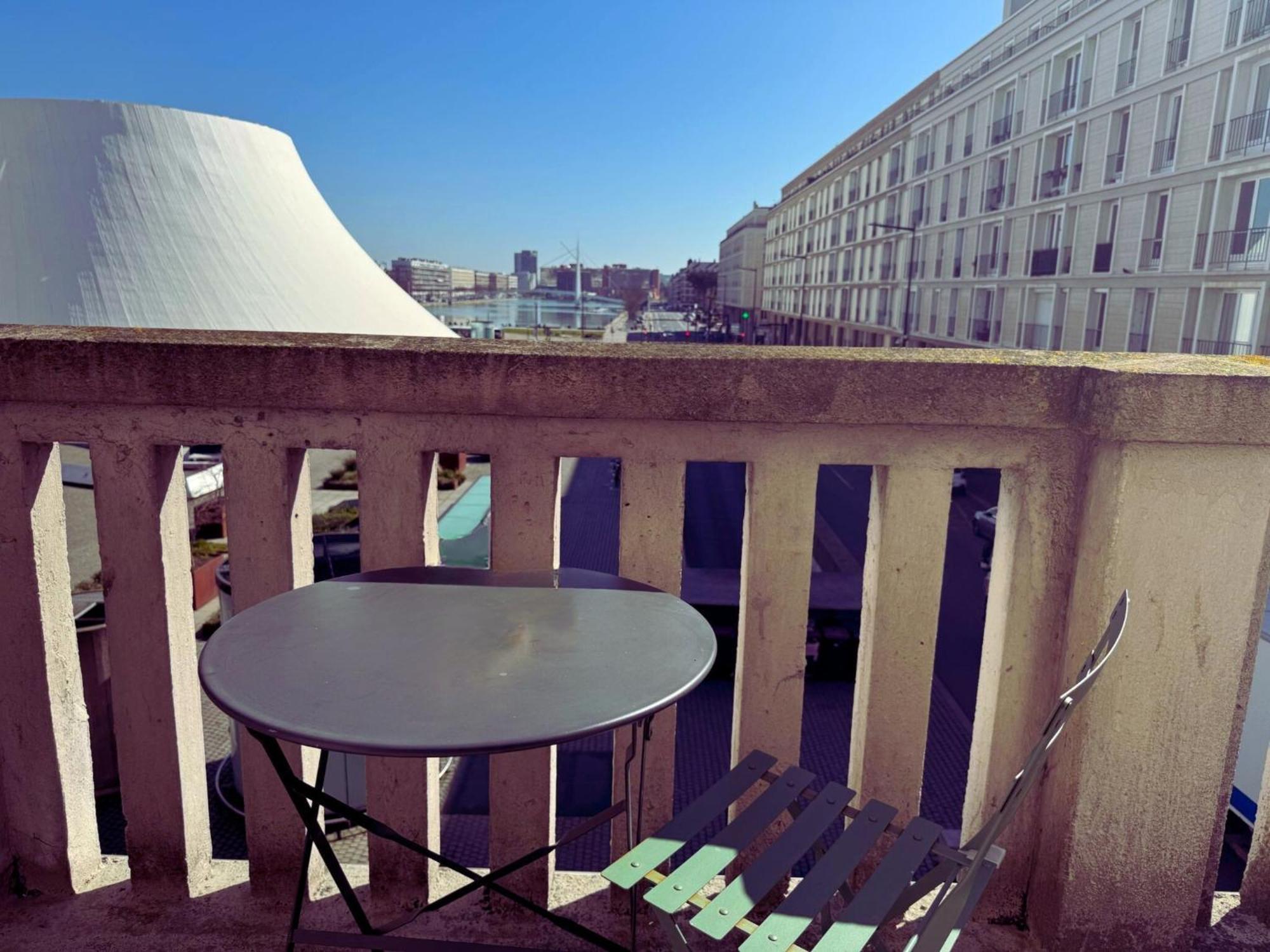 L'Escale Appartements Et Suites En Bord De Mer Le Havre Exterior foto